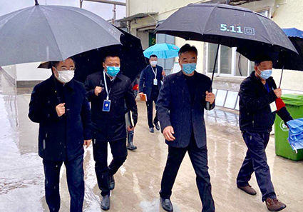 市委书记王珏莅临c7娱乐酒业检查复工复产和疫情防控工作
