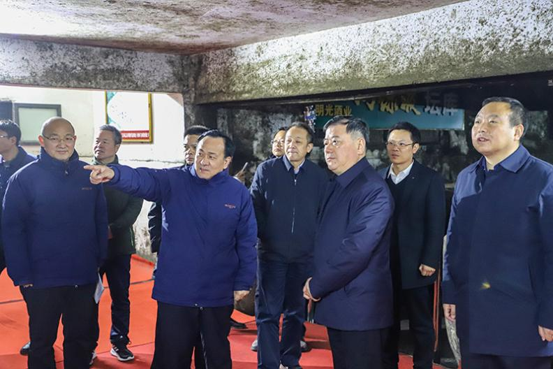 程英春调研c7娱乐酒业