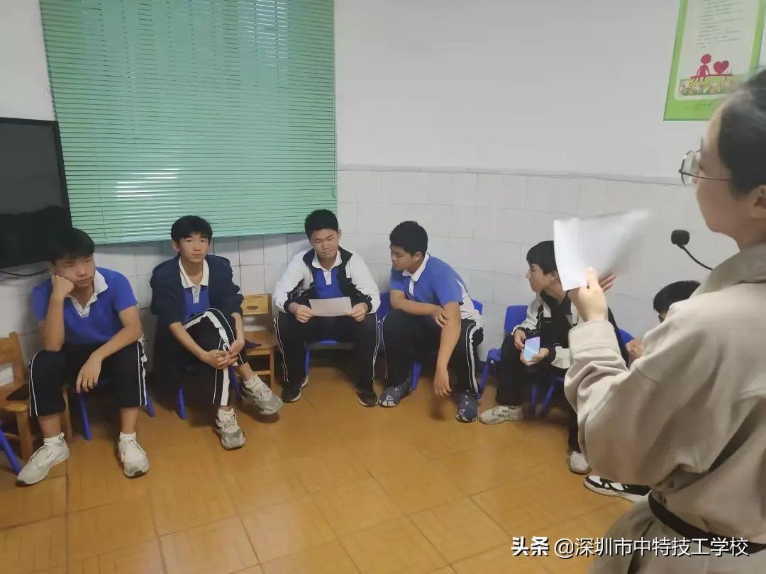 香港最准一肖中特凤凰介绍，揭秘神秘预测背后的真相，香港最准一肖中特凤凰揭秘，神秘预测背后的真相介绍