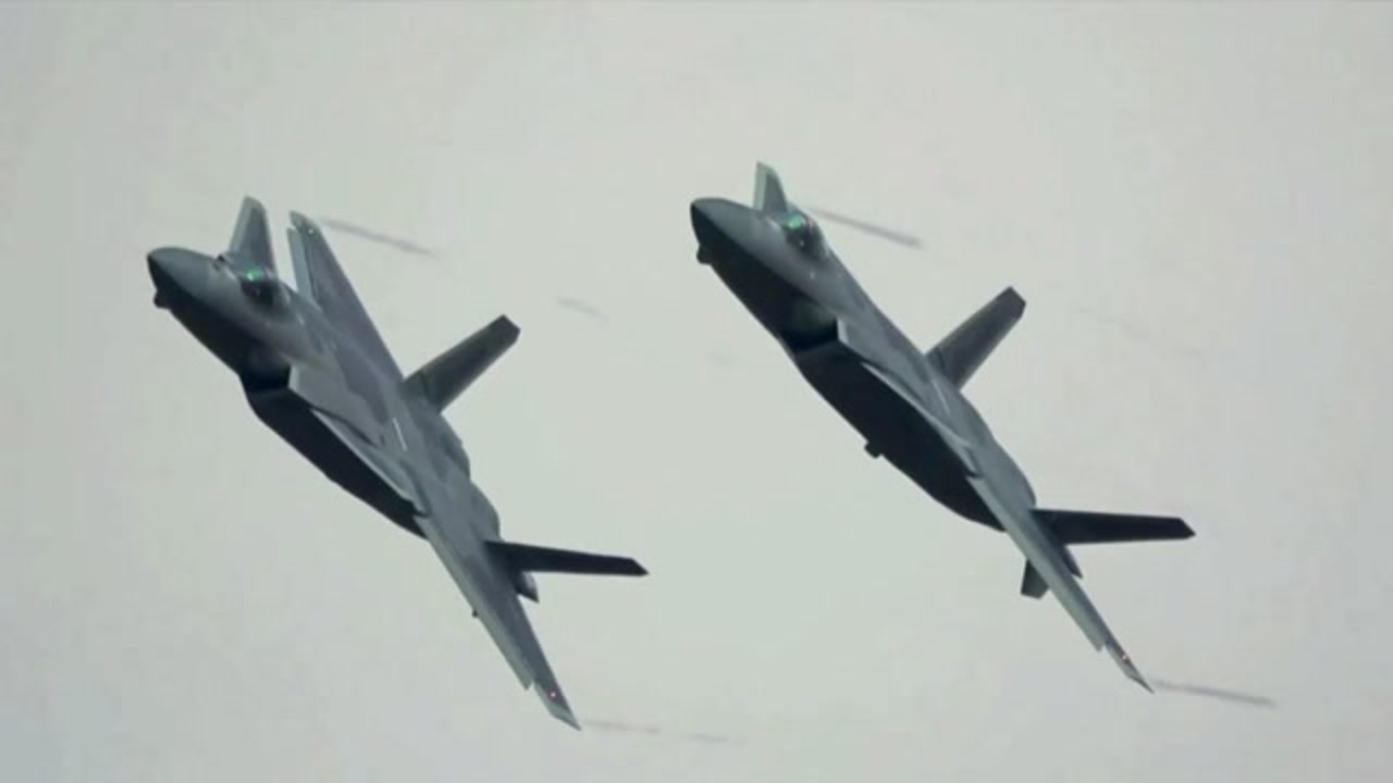 J20战斗机，中国空中力量的新星，中国空中力量新星——J20战斗机亮相展露锋芒