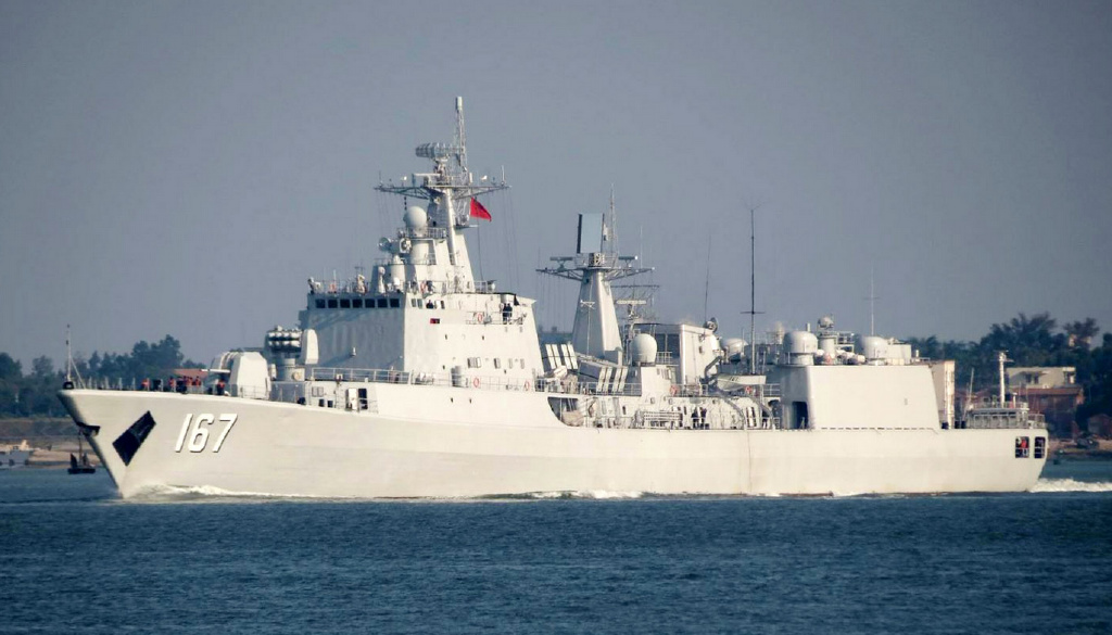 中国海军168舰完成大规模改装，全新32单元垂直发射系统亮相，中国海军168舰全新改装亮相，32单元垂直发射系统引人瞩目
