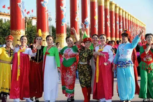 揭秘，2009年海上阅兵为何突然终止？，揭秘，为何2009年海上阅兵突然终止？原因深度解析。